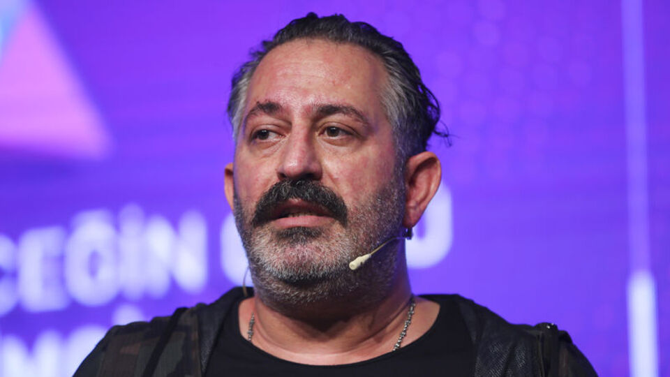 Cem Yılmaz'ın paylaşımı sosyal medyayı karıştırdı