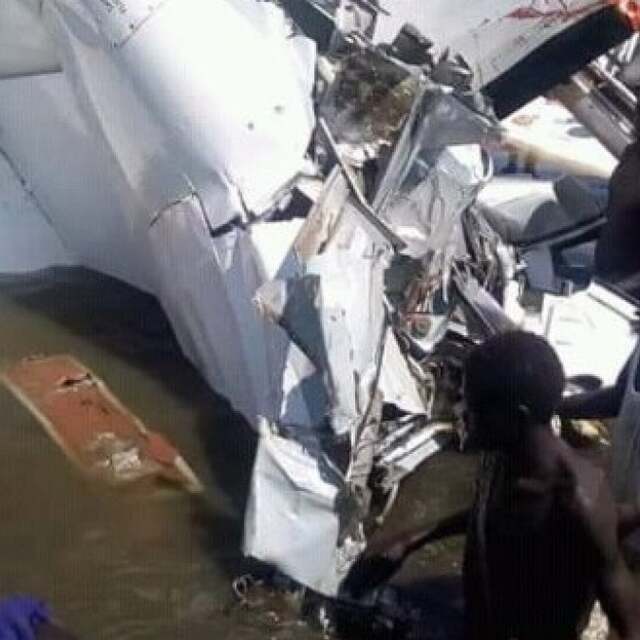 Sudan'da uçak düştü! Çok sayıda ölü var...