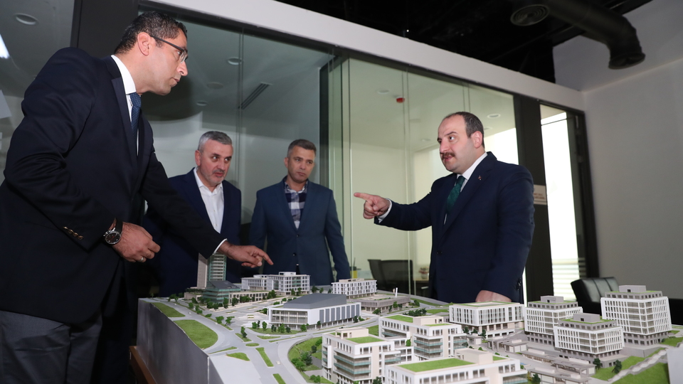 'Dünya ölçeğinde bir teknoloji üssü olacak'