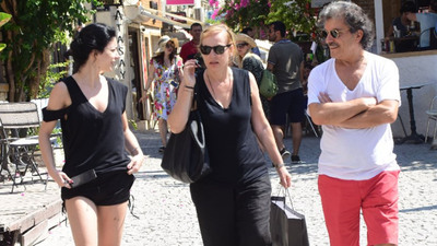 "Ailemle tatile devam ediyorum"