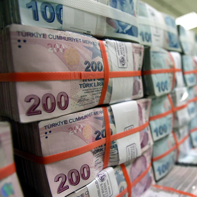 Milyonerlere 7 ayda 27 binin üzerinde kişi eklendi