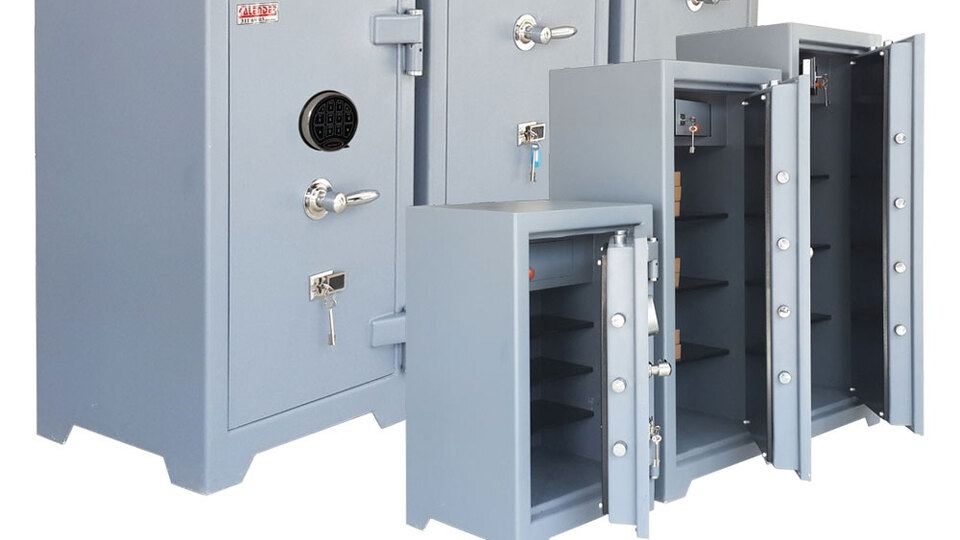 'Değerli eşyalar' onlara emanet