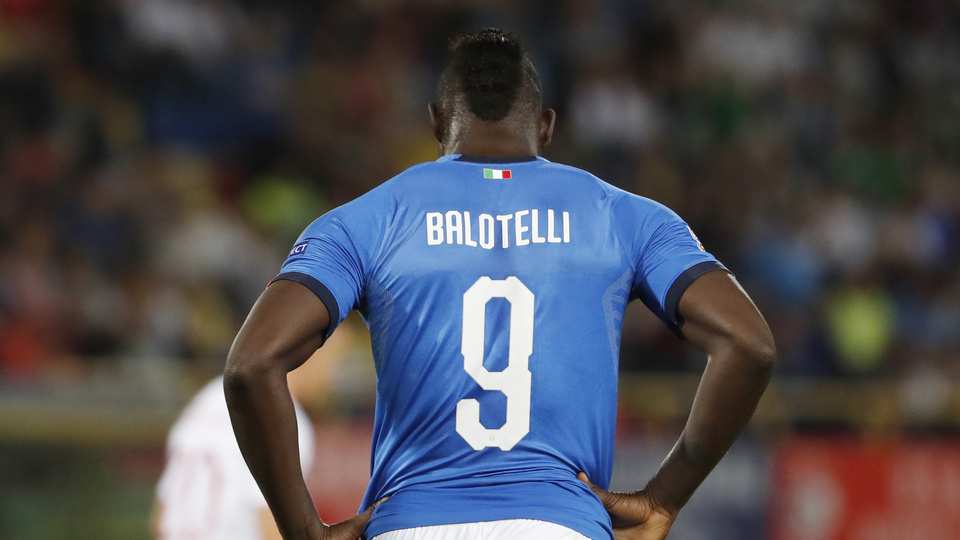 Balotelli tatilden 100 kilo döndü!