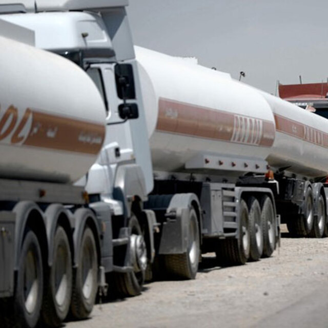Güney Kore İran'dan petrol sevkiyatını tamamen durdurdu