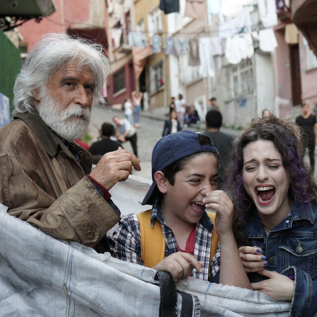 Cin gibi zamane çocukların filmi