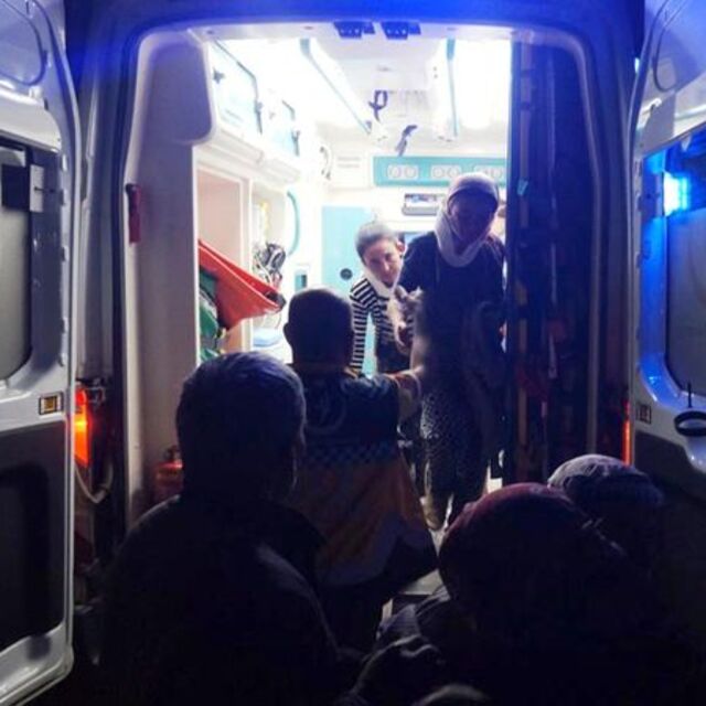 Uçurumun kıyısında, son anda hayatta kaldılar!