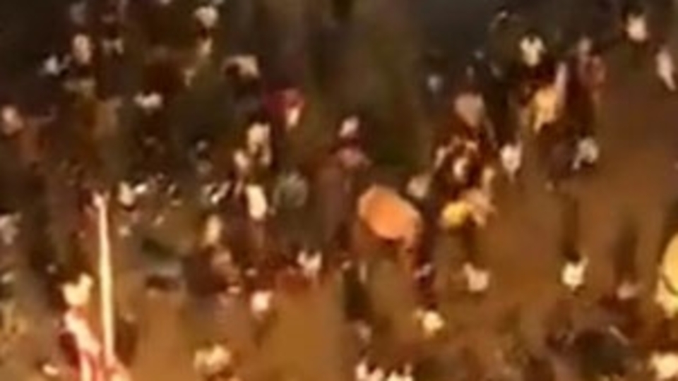 Aracı kalabalığın üzerine sürdü: 9 ölü, 46 yaralı