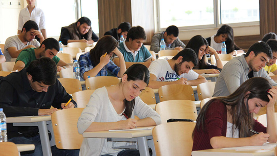 AÖL kayıt yenileme ne zaman?