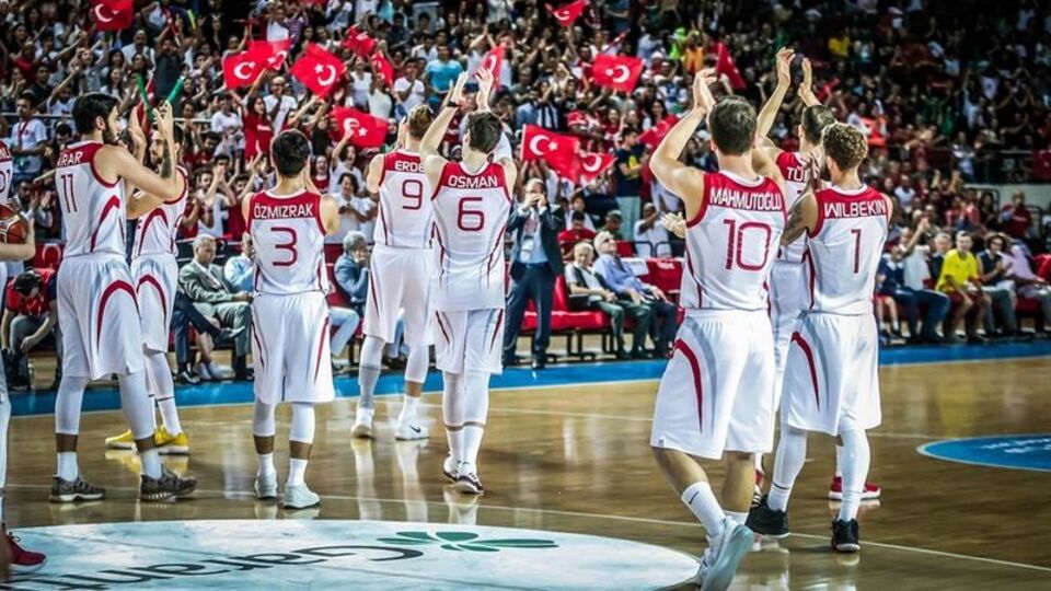 12 Dev Adam yarın Karadağ ile karşılaşacak