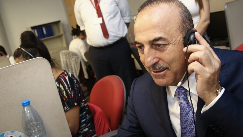 Çavuşoğlu tek tek aradı, yeni görevlerini söyledi!