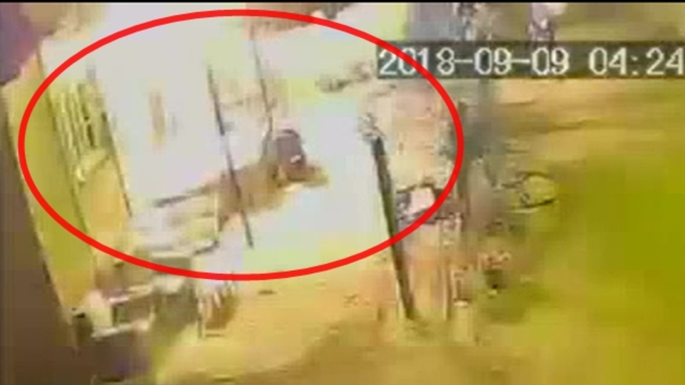 Tarsus'ta eve molotoflu saldırı