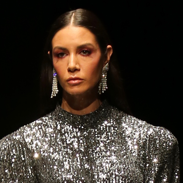 7 yıl aradan sonra podyumda