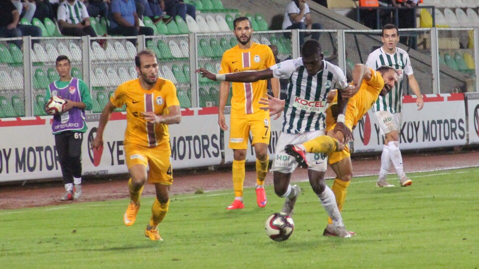 Afyon deplasmanda kazandı