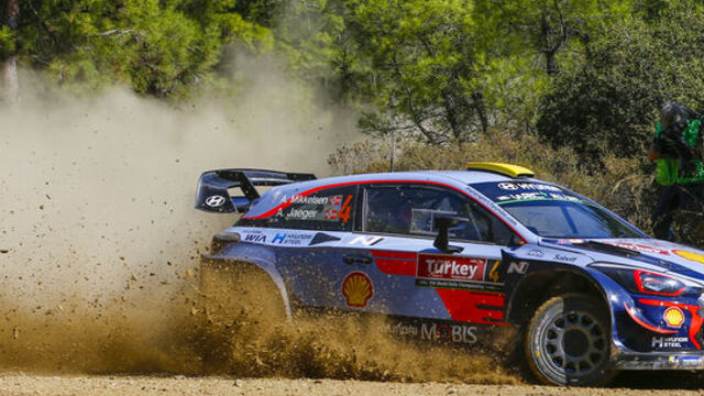 Marmaris'te ralli heyecanı tam gaz devam ediyor