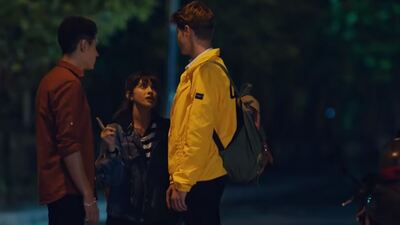 Barış bana aşık, ben de ona!