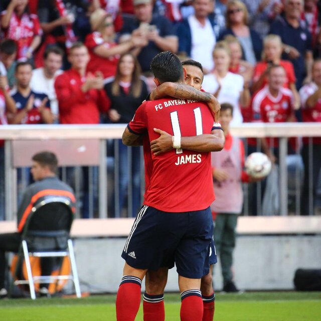 Bayern 3'te 3 yaptı!
