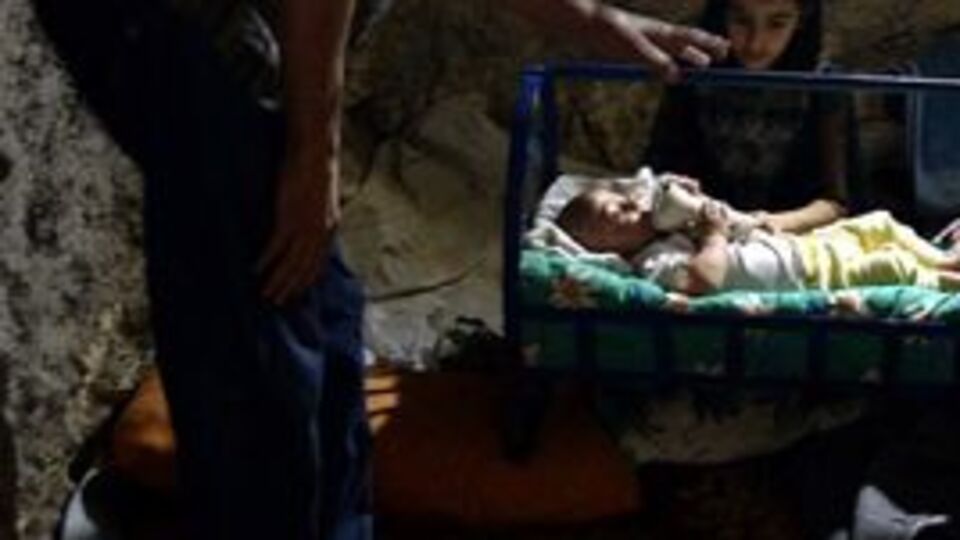 Evlerin altını sığınak yaptılar