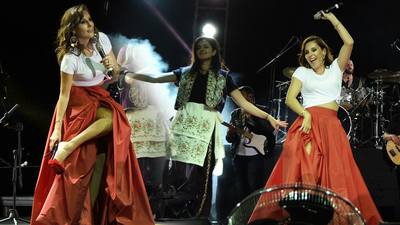 Funda Arar'dan dokuz sekizlik şov!