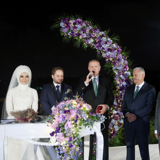 Cumhurbaşkanı Erdoğan nikah şahidi oldu