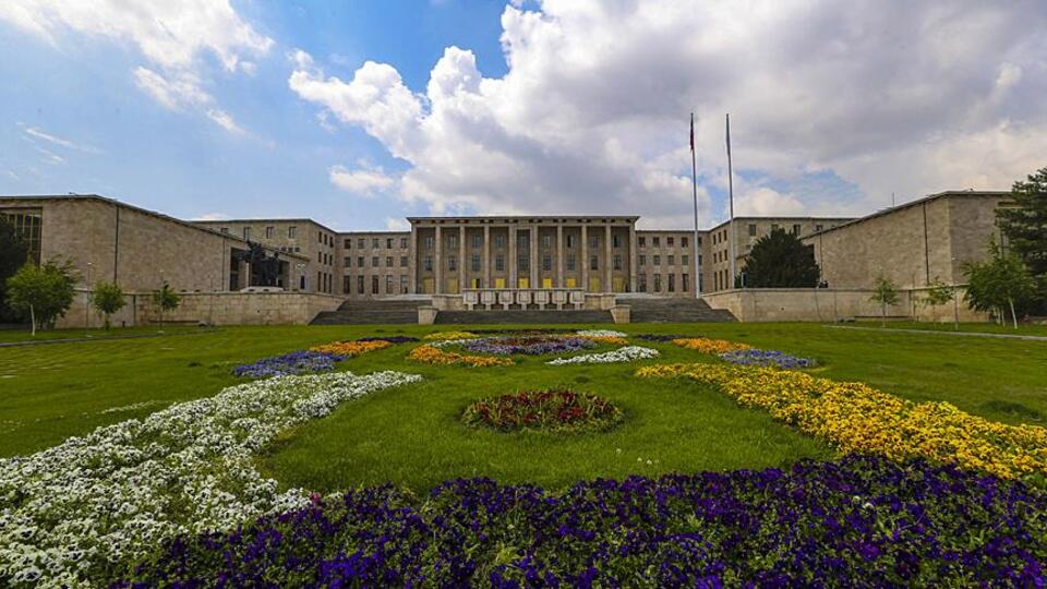 Minik öğrencilerden Meclise 'ekolojik okuryazarlık' ziyareti