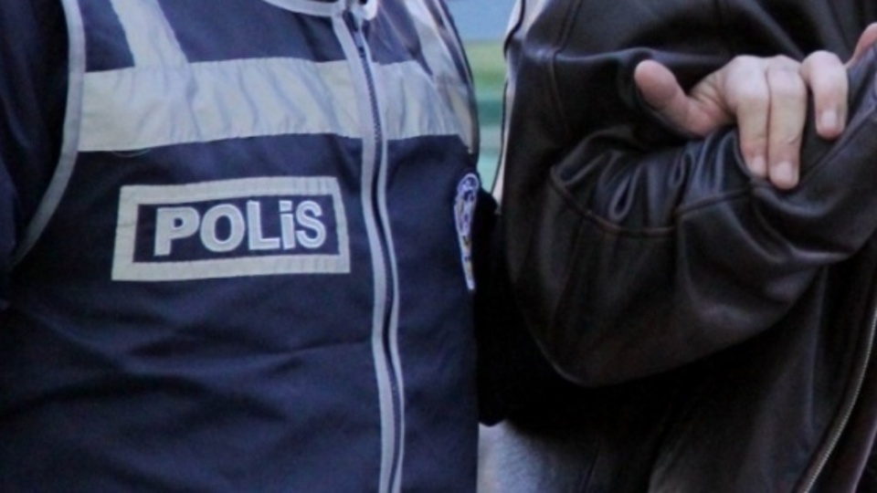Ünlü komedyenin ağabeyi gözaltına alındı