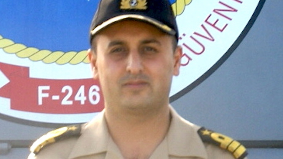 FETÖ'nün "köftesi" sınava girmeden binbaşı olmuş!