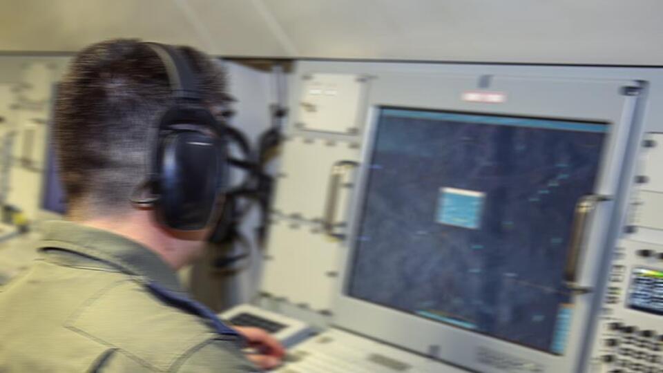 Rus askeri uçağı Akdeniz'de radardan çıktı