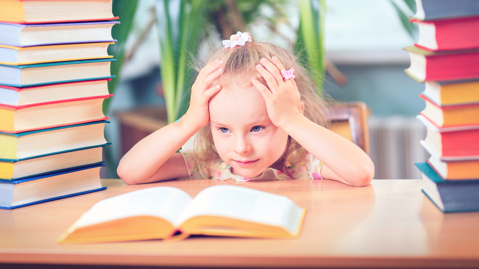 Çocuğunuz okuma-yazmayı öğrenemiyorsa, dikkat!