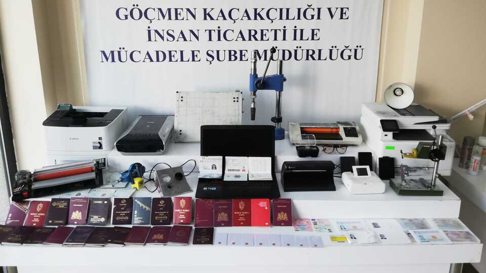 İnterpolün aradığı her şey orada bulundu