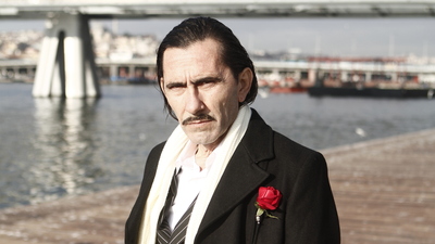 Peker Açıkalın baba oluyor