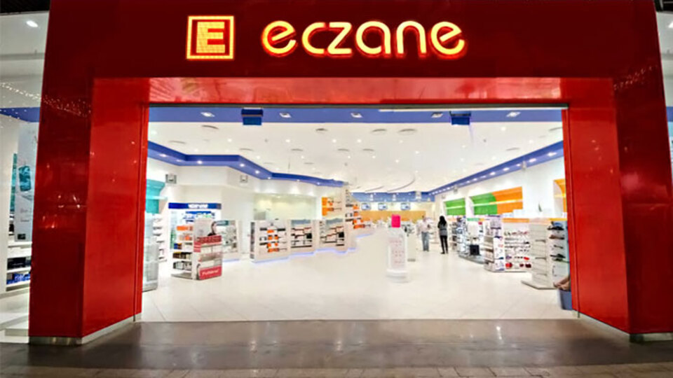 Eczaneler cumartesi açık mı?