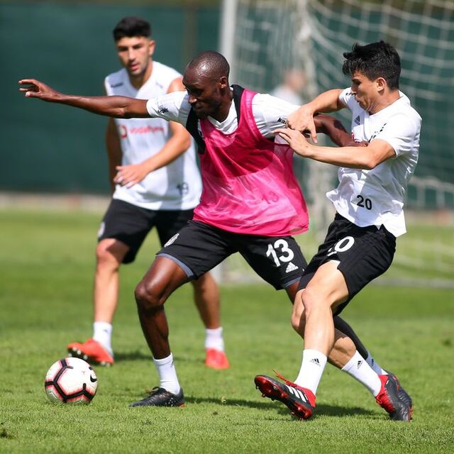 Beşiktaş'ta derbi hazırlıkları başladı