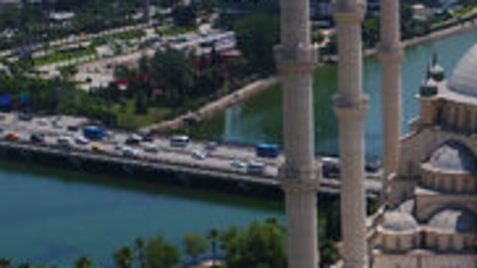 Adana Cuma namazı saati kaçta?