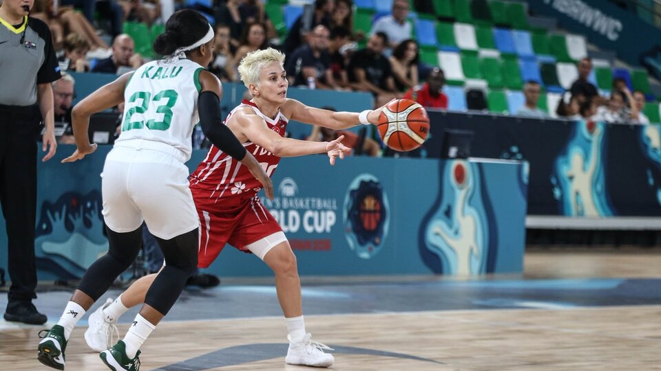 Potanın Perileri, Nijerya'ya takıldı!