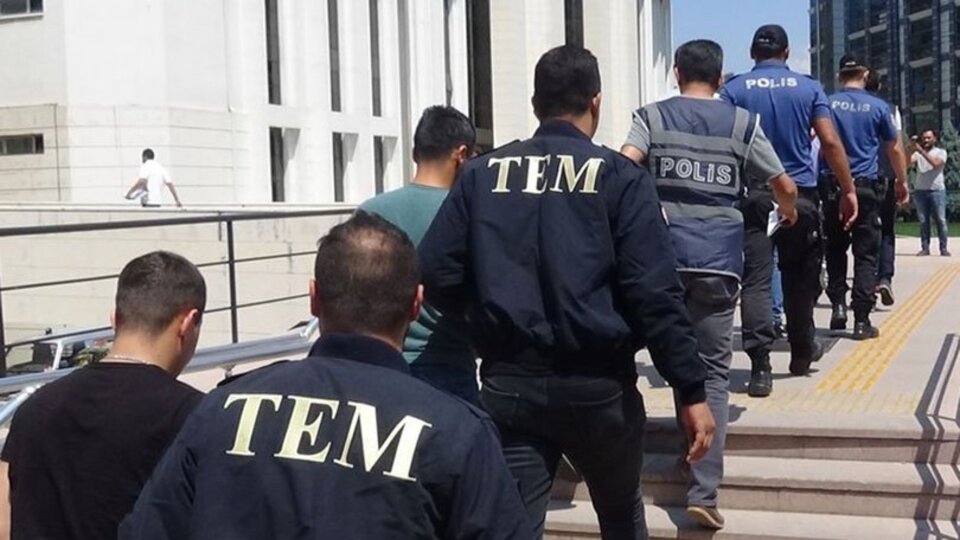 İstanbul'da FETÖ operasyonu