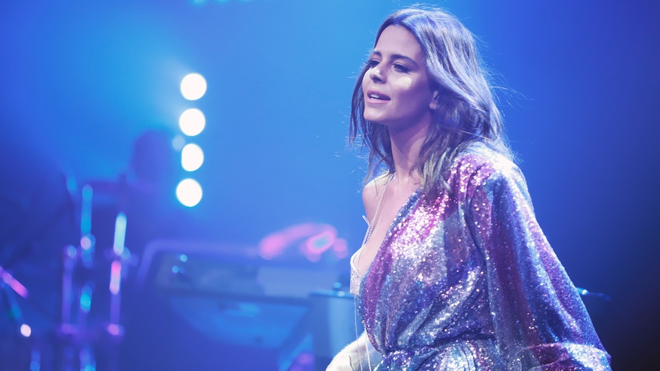 Sezen Aksu'nun ayakkabılarını giydi