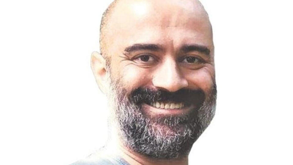 Oyuncunun, 'sahte polis kimliği' oyunu