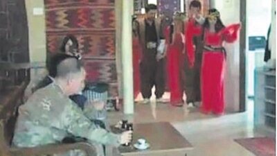 ABD'li generale PKK halayı!