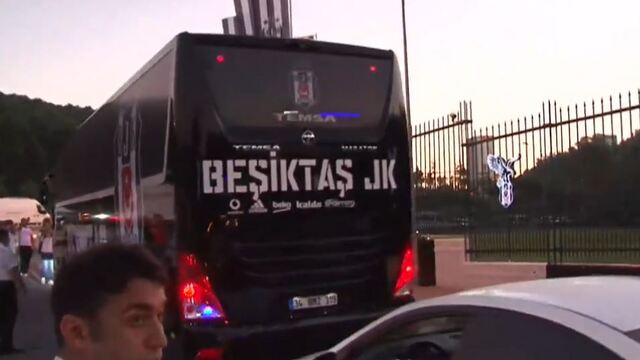 Beşiktaş kafilesi Ülker Stadı'na hareket etti