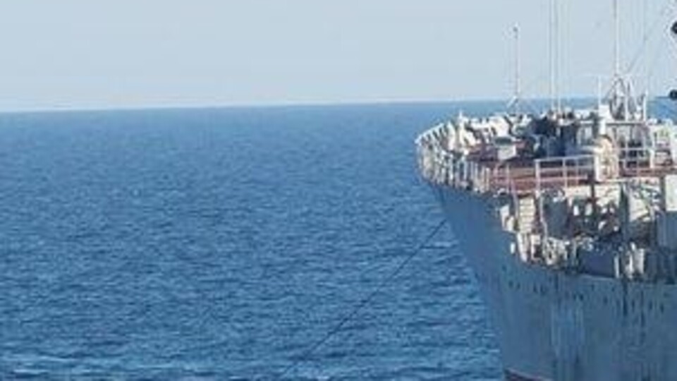 Ukrayna savaş gemileri Rus kara sularında!