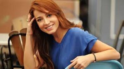 Dolunay Soysert kimdir?