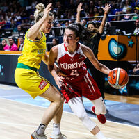 Millilerin rakibi Fransa oldu