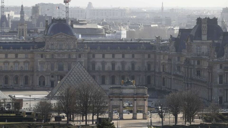 Paris Louvre Carrousel'de Türk imzası
