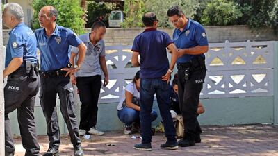 Caminin kadınlar tuvaletinden gelen sesler polisi alarma geçirdi