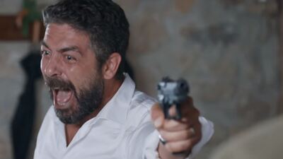 Mustafa Tahir'i, Nefes Vedat'ı vurdu!