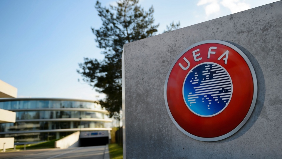 UEFA'dan VAR kararı