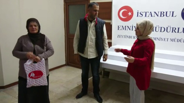 Hırsız korkusuyla yanına aldığı yarım kilo altını parkta unuttu