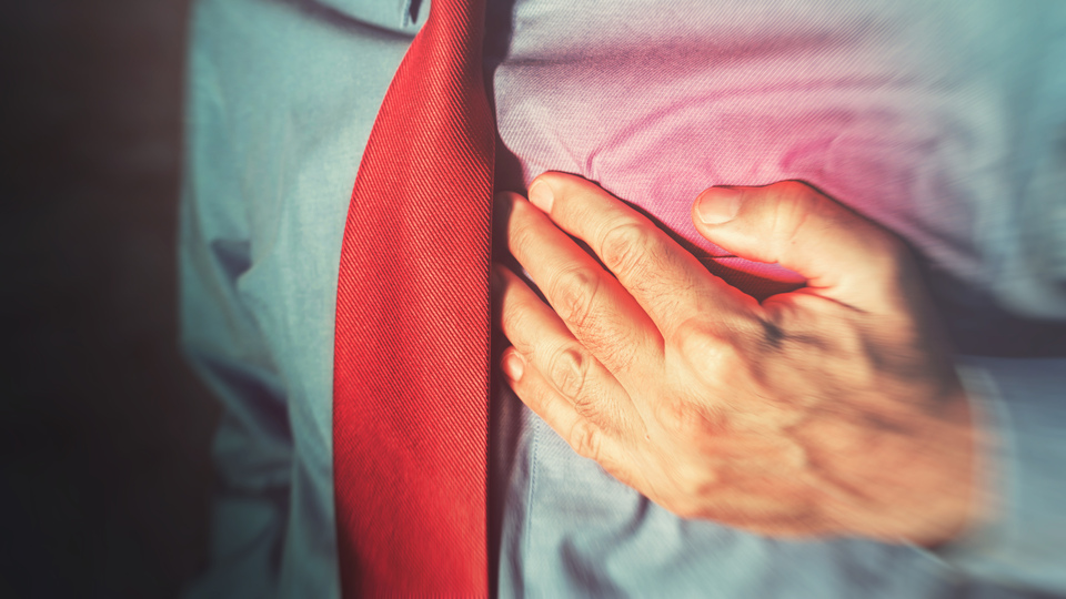 Sigarayı bırakmak kilo aldırsa da kalp hastalığı riskini yüzde 60 azaltıyor