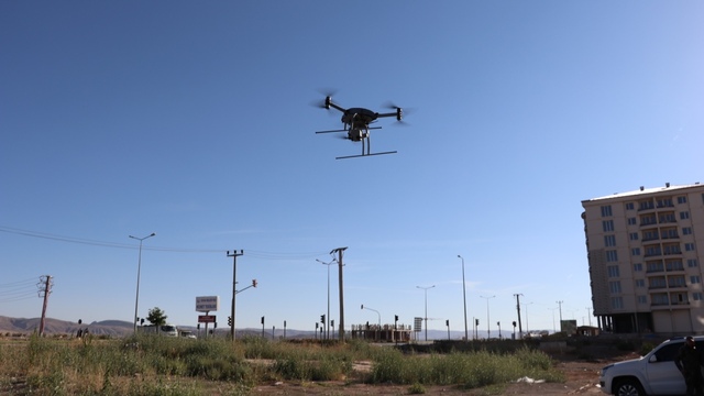 Drone yakaladı, polis ceza yazdı