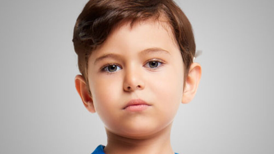 Emir Özyakışır kimdir?